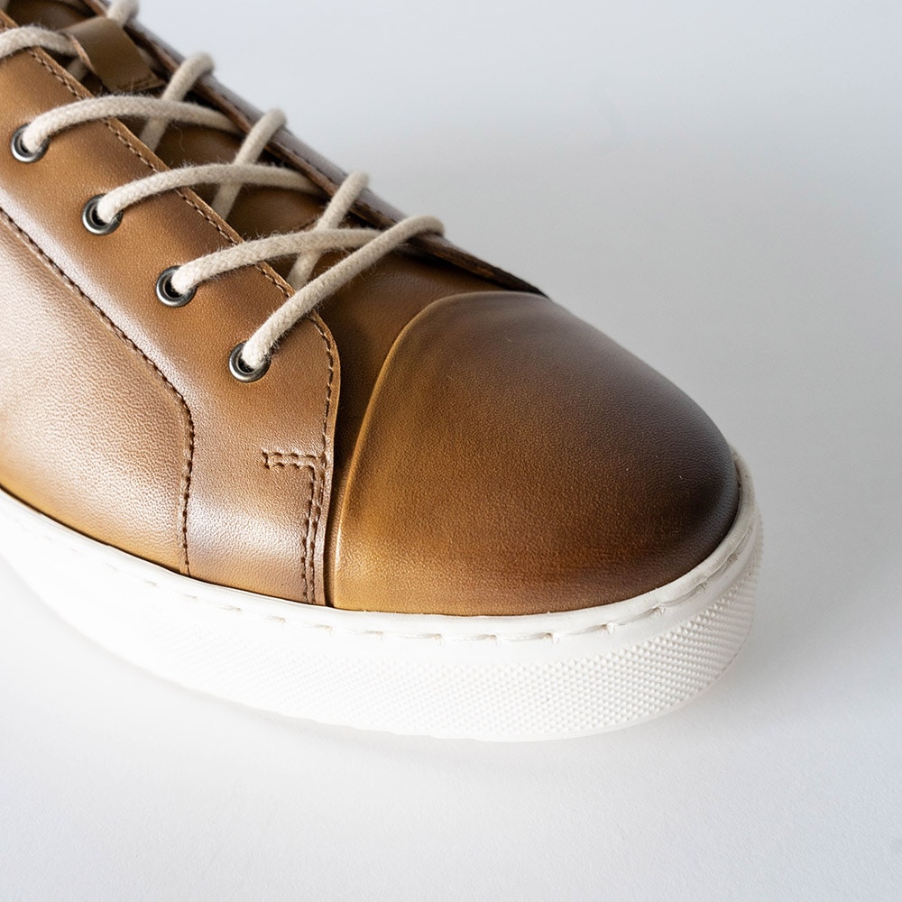 OZZY CAMEL レースアップスニーカー