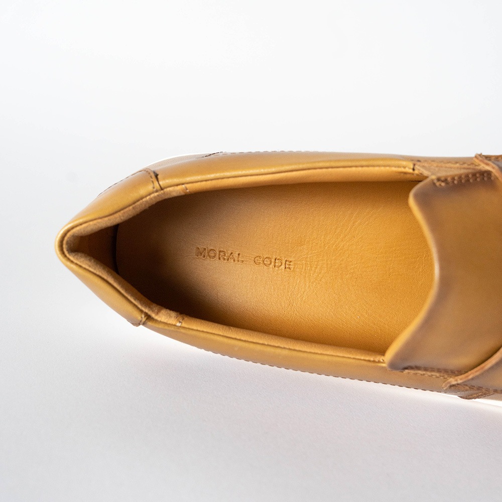 NOAH CAMEL スリップオン タッセルローファー