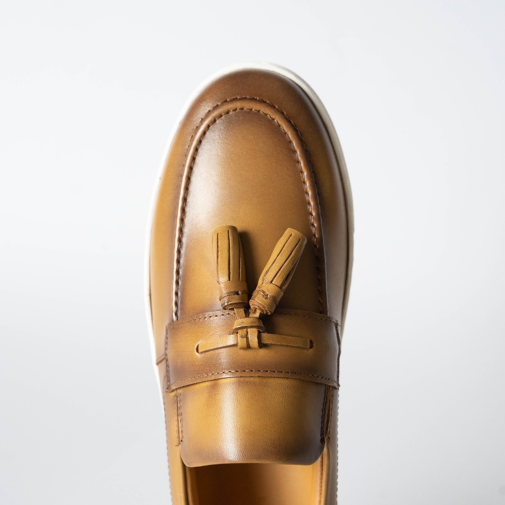 NOAH CAMEL スリップオン タッセルローファー