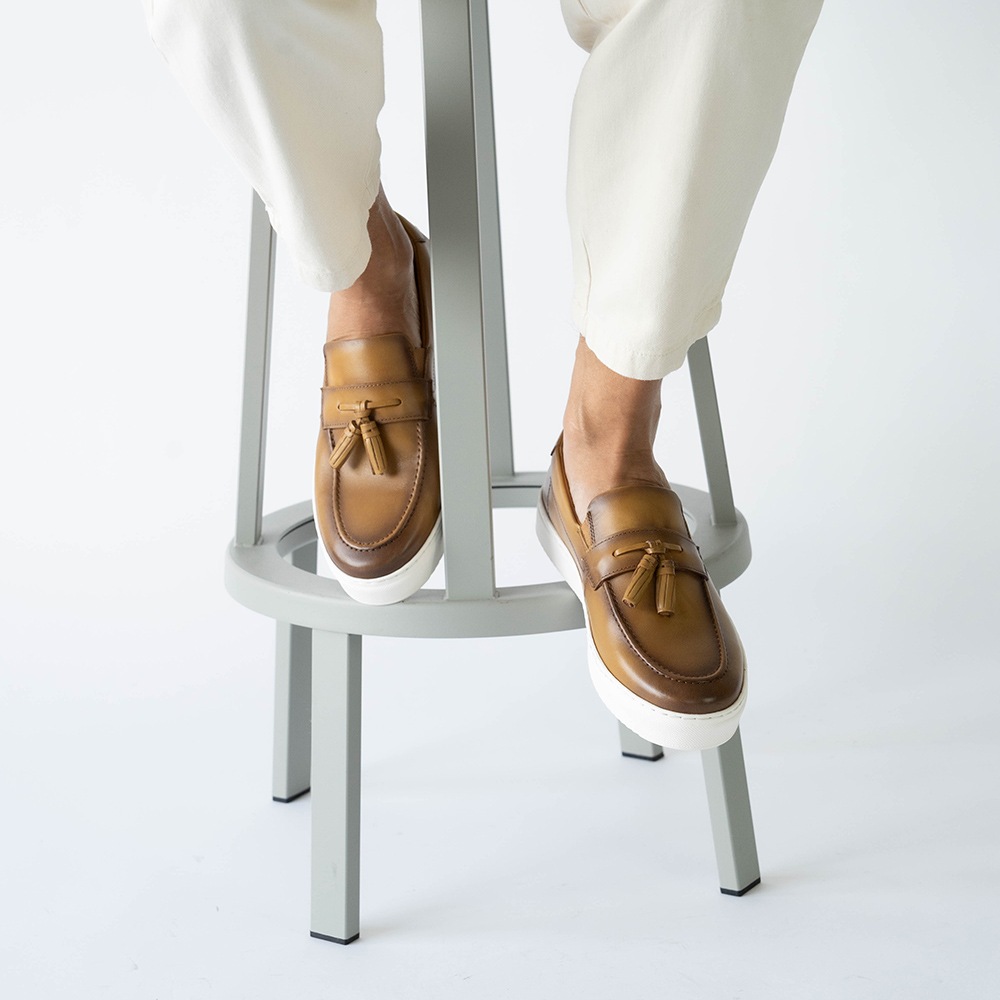 NOAH CAMEL スリップオン タッセルローファー