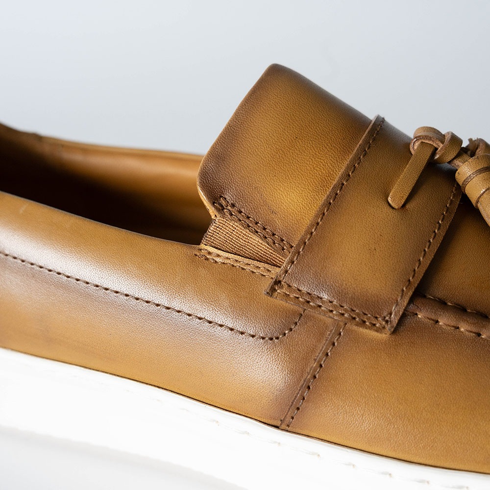 NOAH CAMEL スリップオン タッセルローファー