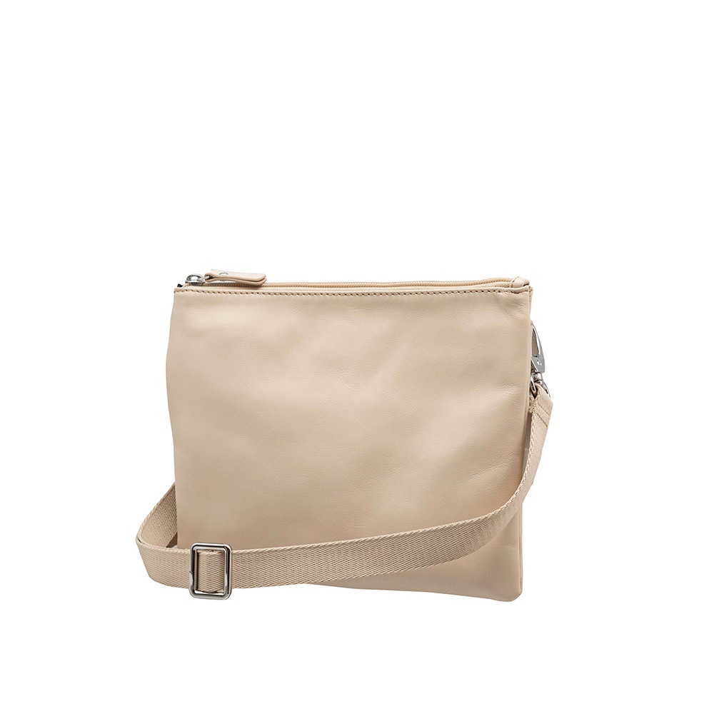 MILAN BEIGE 軽量レザーサコッシュ