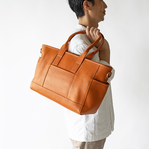 JAMISON COGNAC ショルダートートバッグ