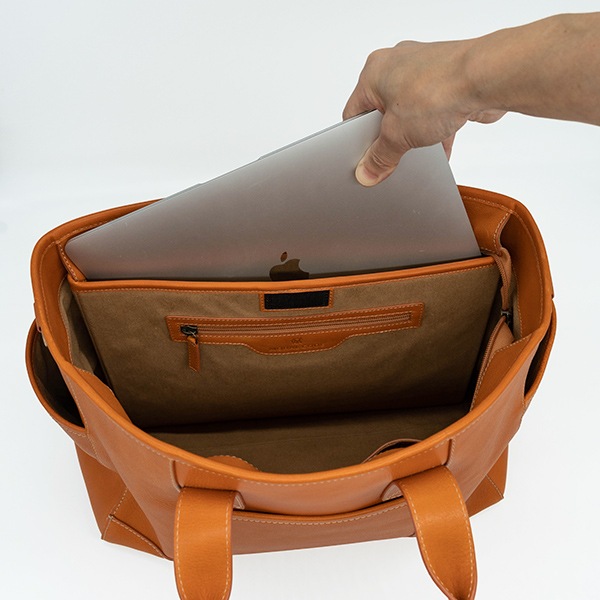 JAMISON COGNAC ショルダートートバッグ