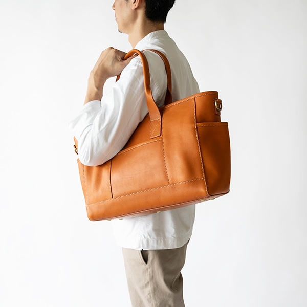 JAMISON COGNAC ショルダートートバッグ