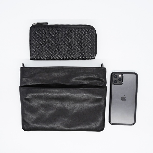 ショルダーバック ボディバッグ HADLEY BLACK レザーサコッシュ