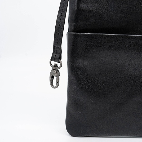 HADLEY BLACK サコッシュショルダー