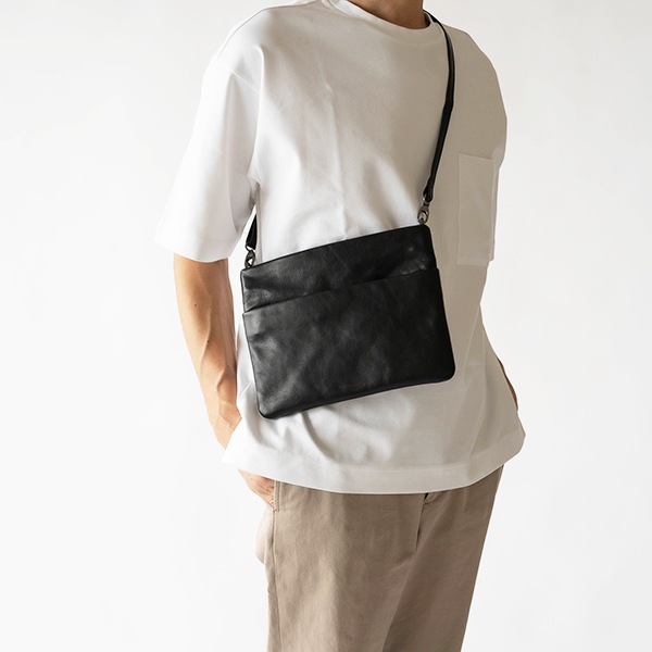 HADLEY BLACK サコッシュショルダー