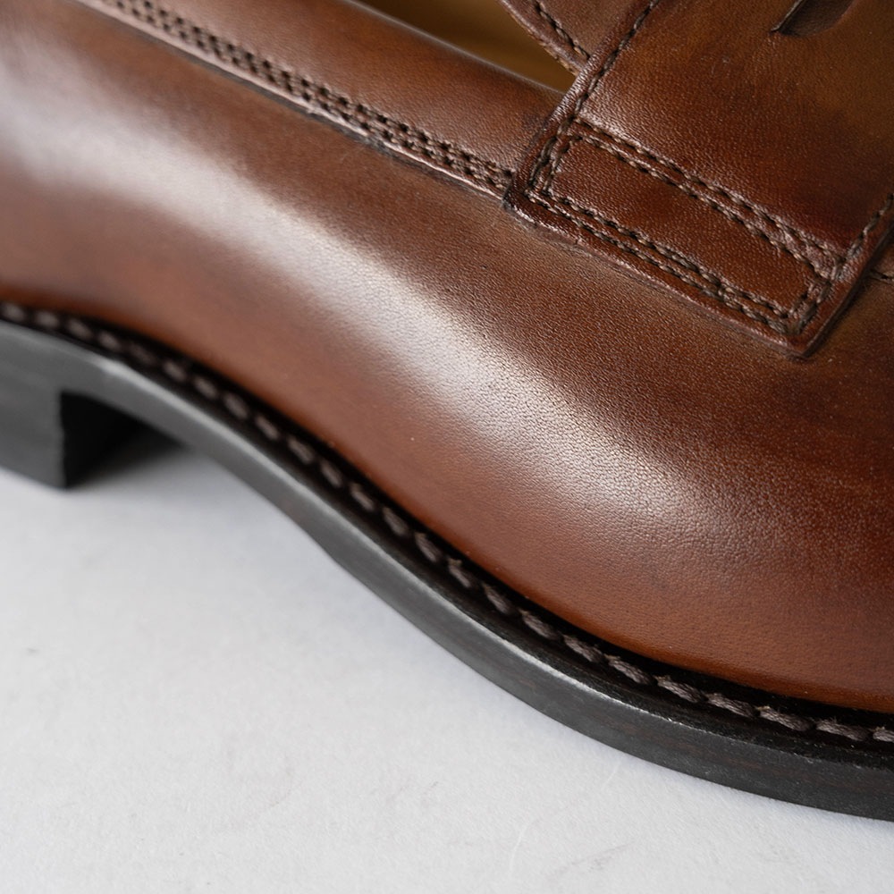 LLOYD COGNAC ローファー グッドイヤーウェルト