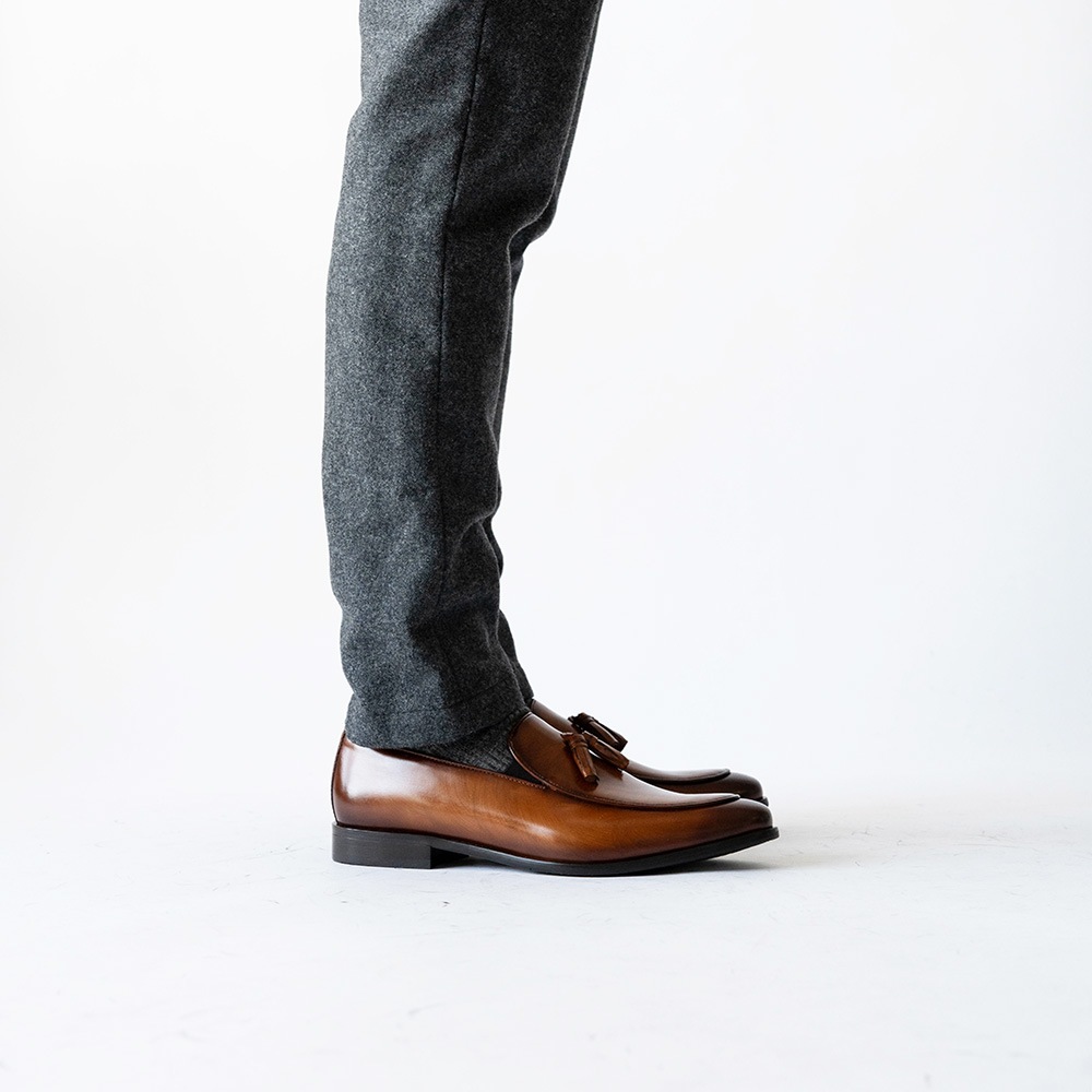 タッセルローファー ビジネスシューズ メンズ 革靴 ドレス 外羽根