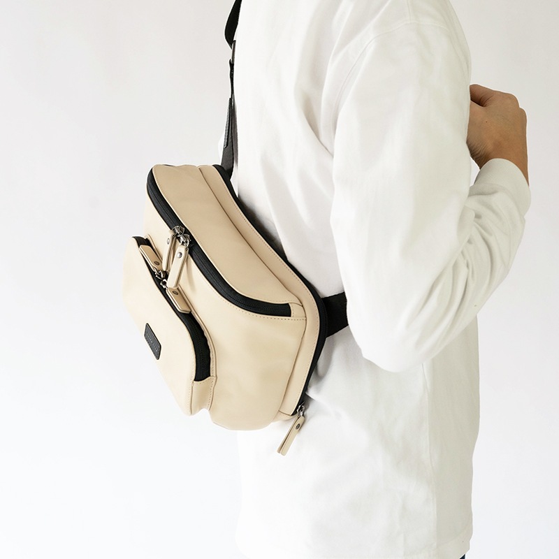 LUCAS BEIGE ボディバッグ ショルダー 8.3インチ