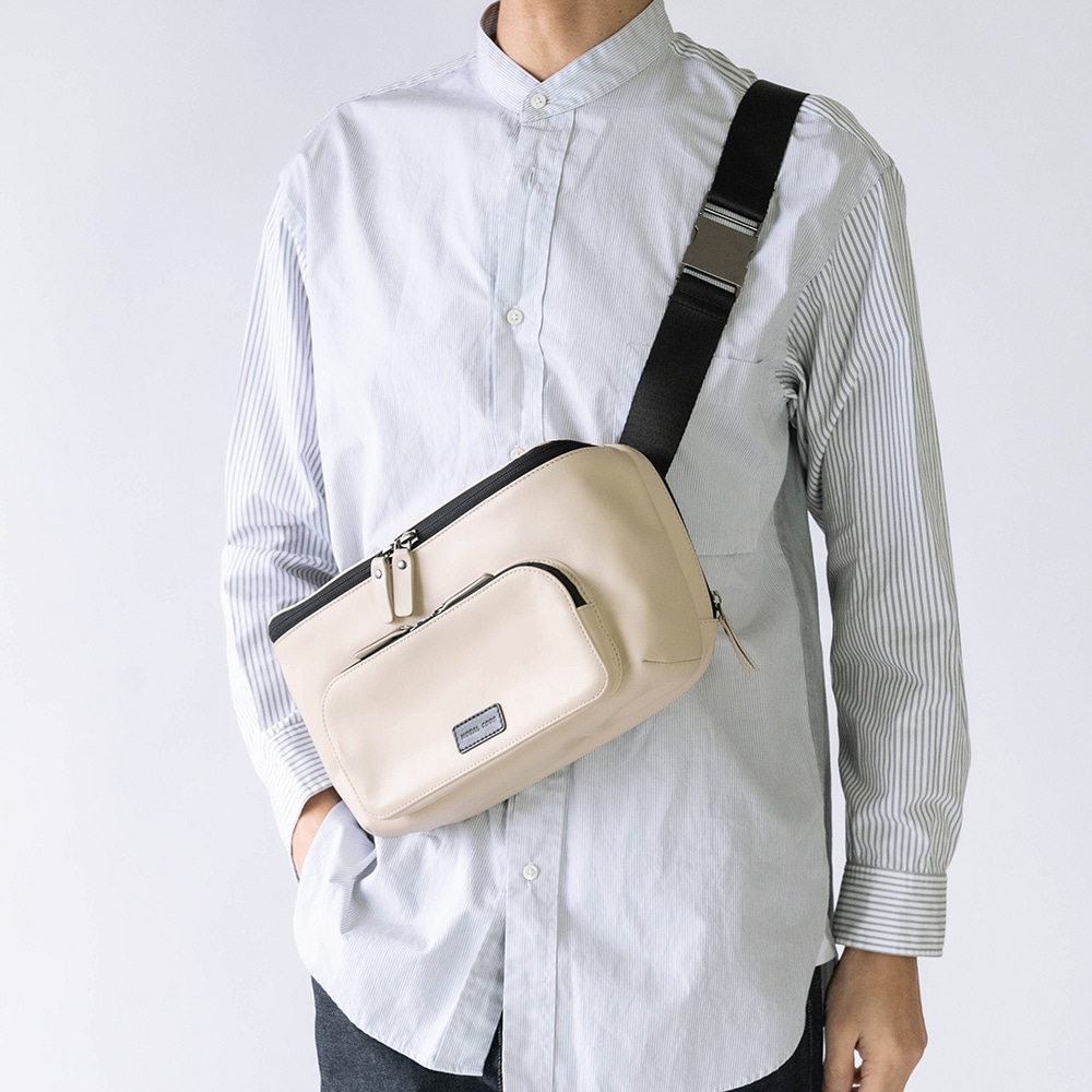 LUCAS BEIGE ボディバッグ ショルダー 8.3インチ