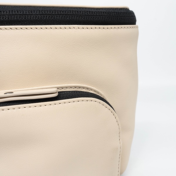 LUCAS BEIGE ボディバッグ ショルダー 8.3インチ