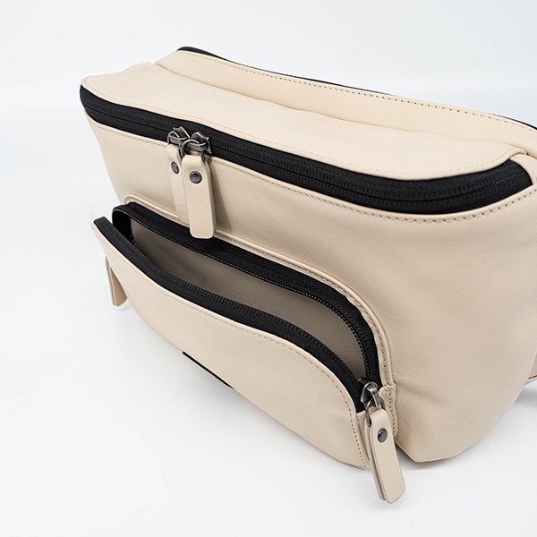 LUCAS BEIGE ボディバッグ ショルダー 8.3インチ