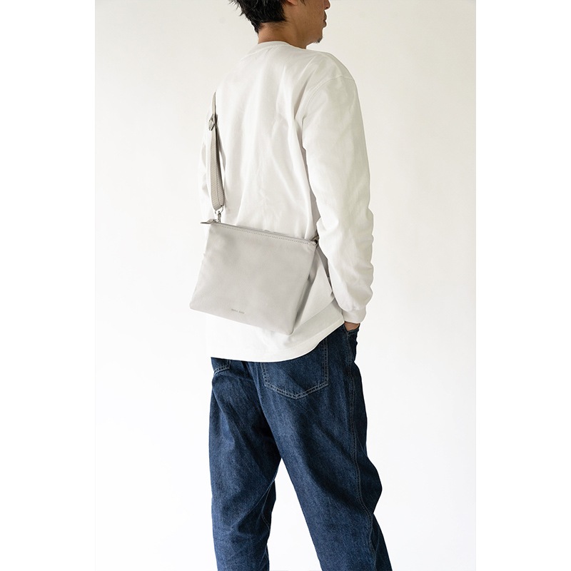 レザーサコッシュクラッチバッグ MILAN WHITE ホワイト白