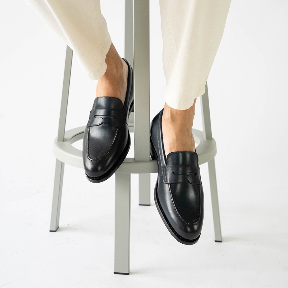 LLOYD NAVY ローファー グッドイヤーウェルト