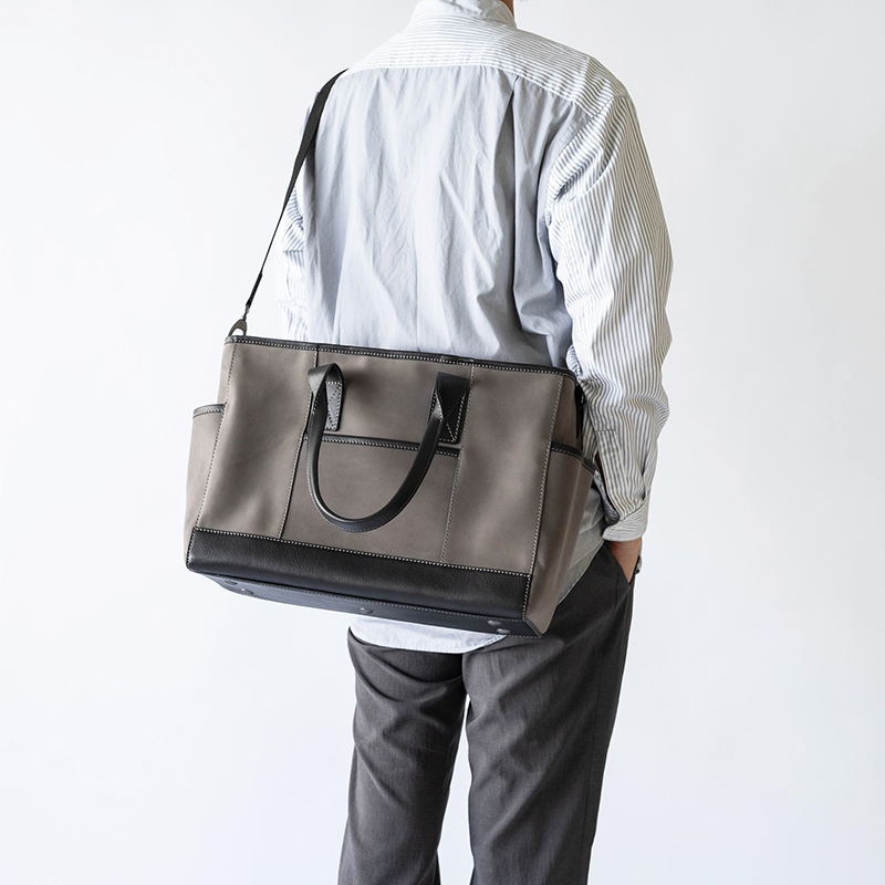 JAMISON GRAY 弱撥水ヌバック ショルダートートバッグ