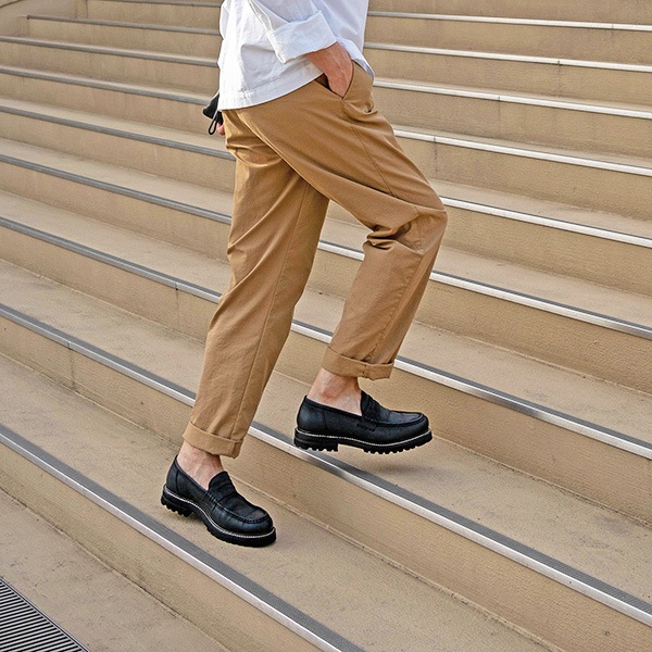 LEWIS BLACK ローファー グッドイヤーウェルト