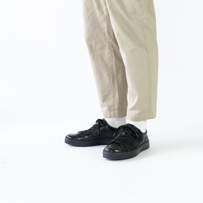 ALEC BLACK メンズスニーカー