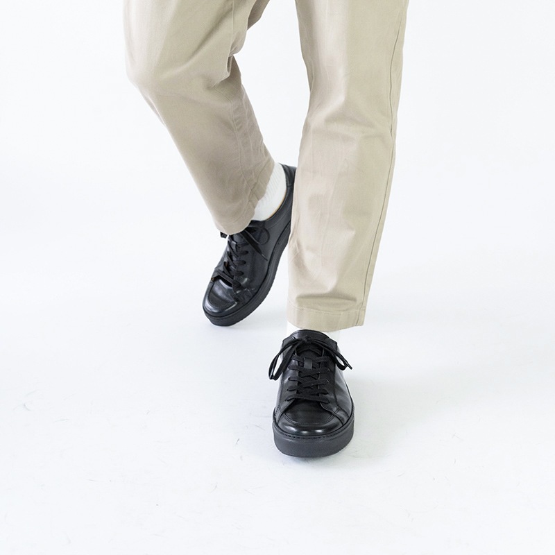 ALEC BLACK メンズスニーカー