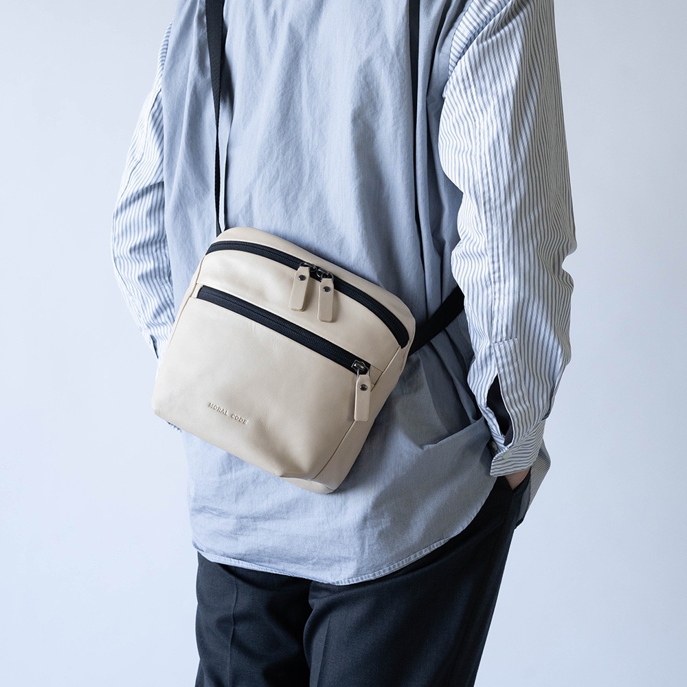 ショルダーバッグ ボディバッグ サコッシュ レザー 本革 DENVER BEIGE