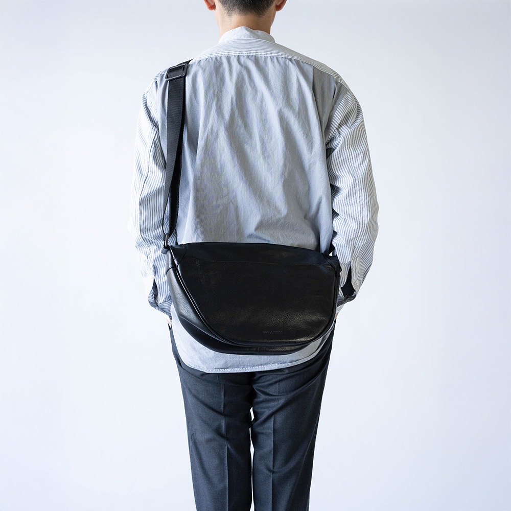 MISSOURI BLACK ショルダーバッグ