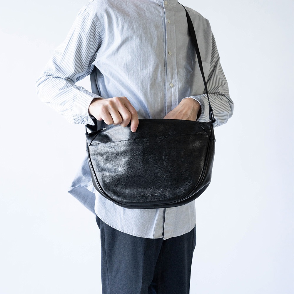 MISSOURI BLACK ショルダーバッグ