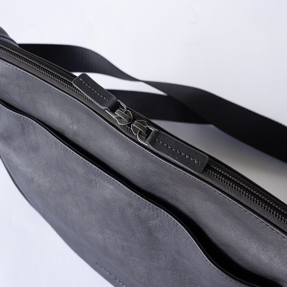MISSOURI GRAY ショルダーバッグ