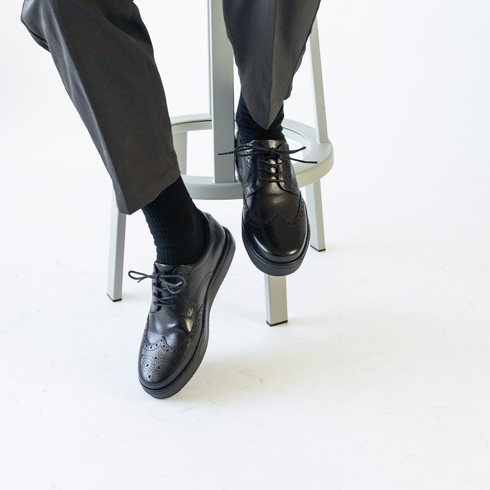 ビジネススニーカー メンズ 革靴 ウイングチップ BRODEN BLACK