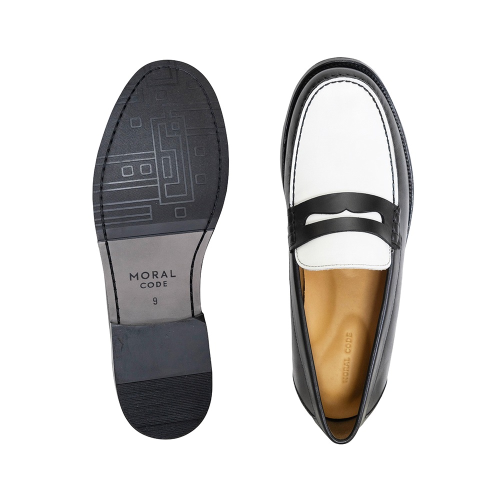 CAMBRIDGE BLACK&WHITE モカシンローファー