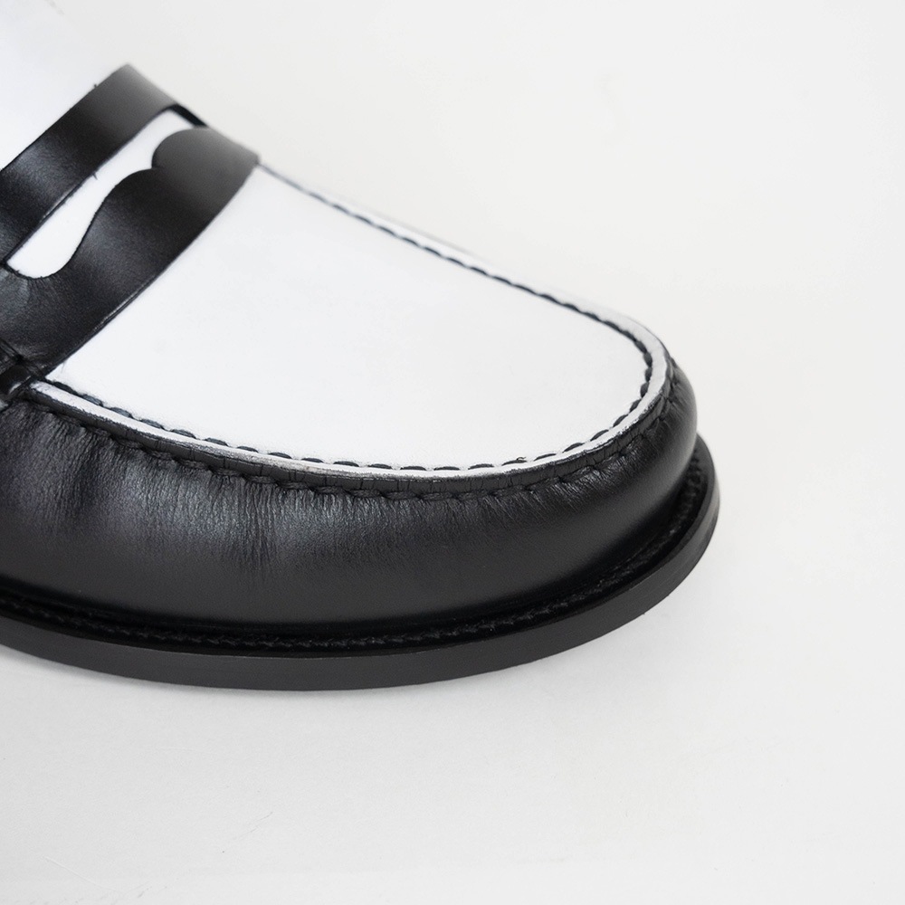CAMBRIDGE BLACK&WHITE モカシンローファー