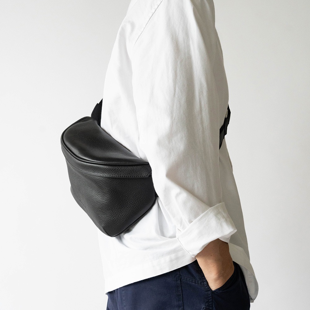 YORK BLACK ショルダー ボディーバッグ