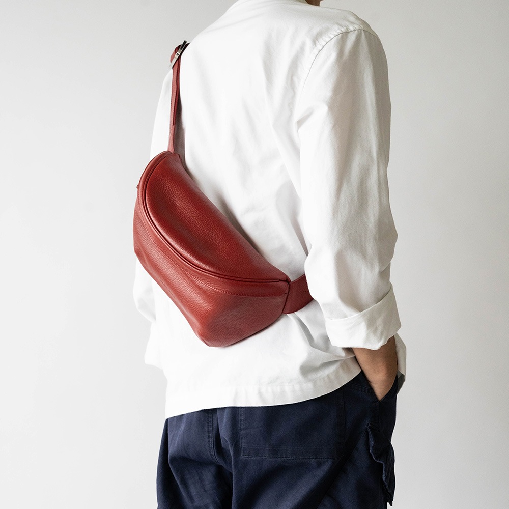 YORK RED ショルダー ボディーバッグ