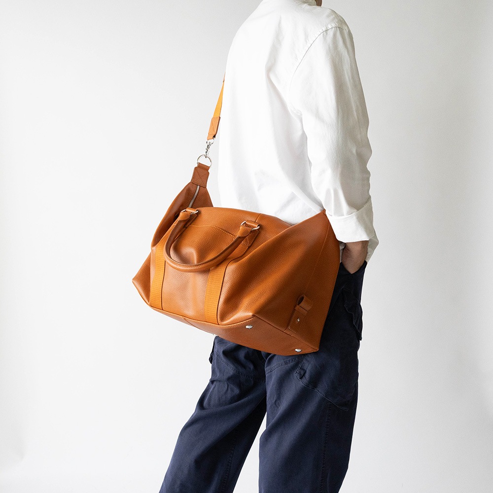 BOSTON COGNAC ボストン ダッフルバッグ
