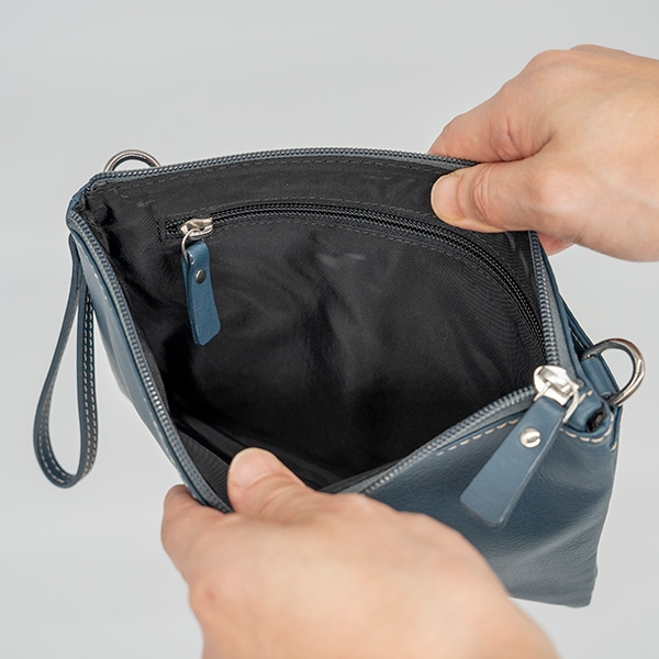 MILAN DENIM 軽量レザーサコッシュ