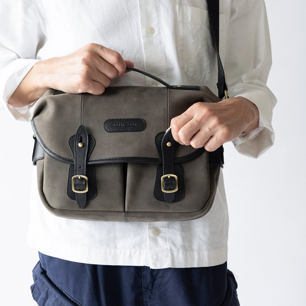 ISLINGTON GRAY ヌバック ショルダーバッグ