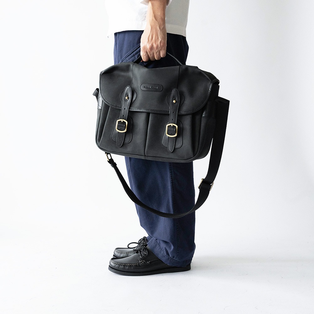 NORWICH MATTE BLACK ヌバック ショルダーバッグ