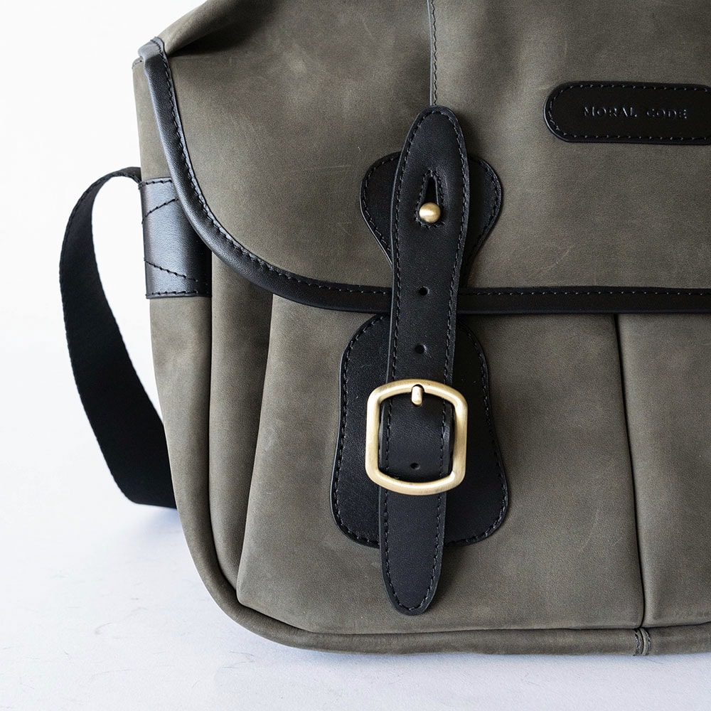 NORWICH GRAY ヌバック ショルダーバッグ