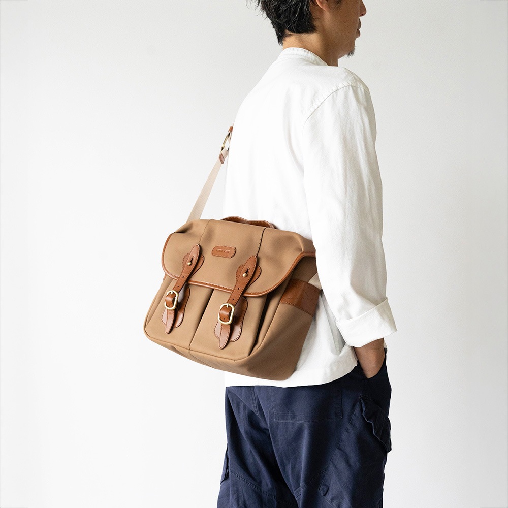 NORWICH BEIGE ヌバック ショルダーバッグ