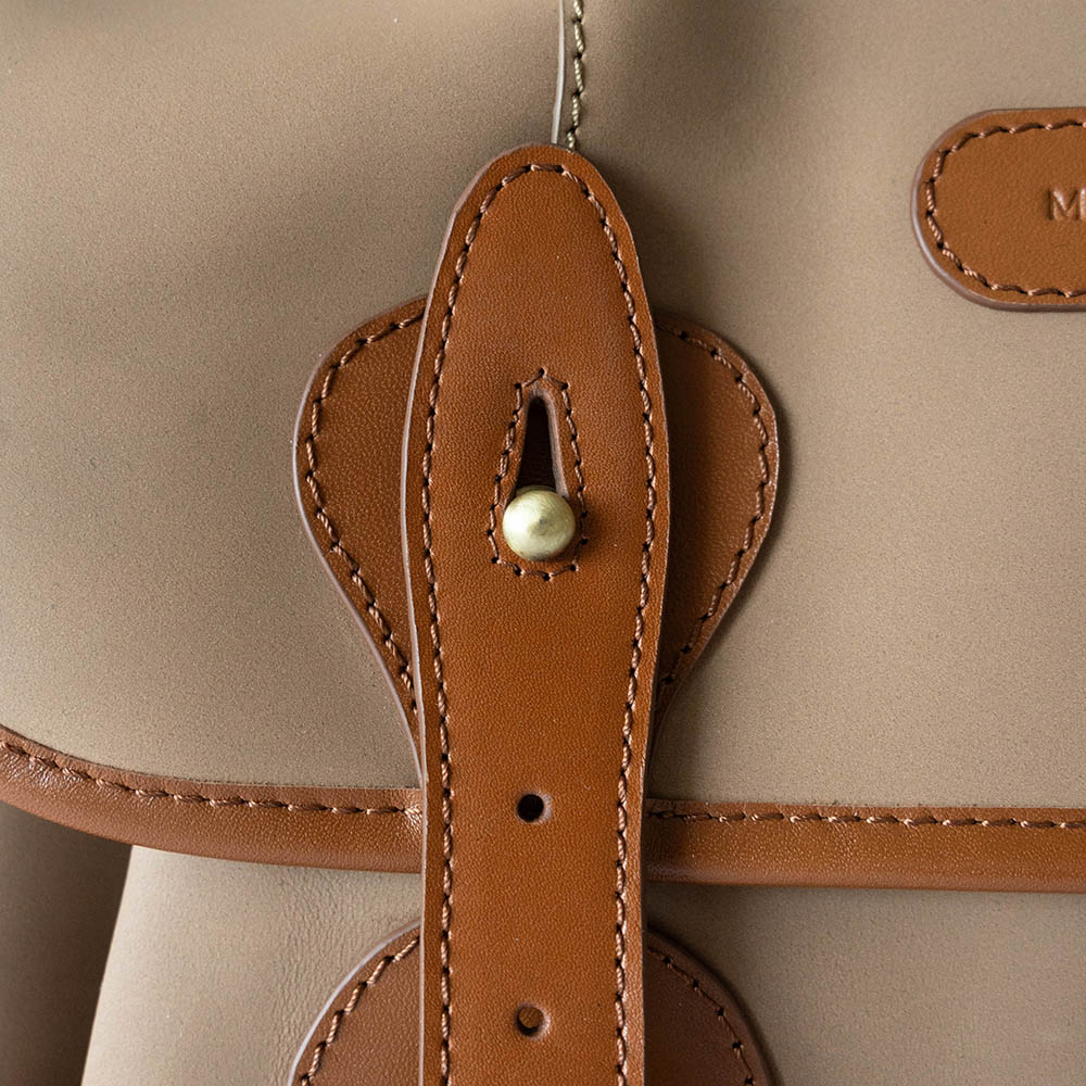 NORWICH BEIGE ヌバック ショルダーバッグ