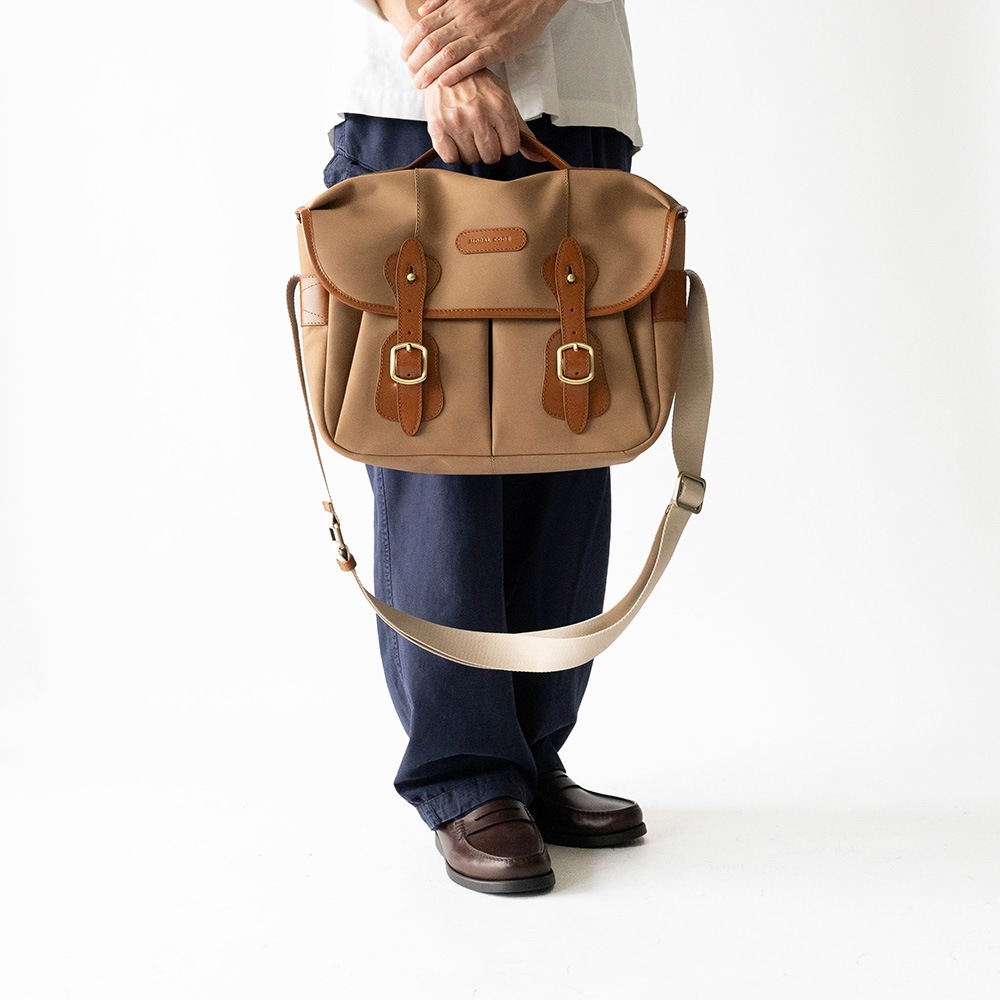 NORWICH BEIGE ヌバック ショルダーバッグ
