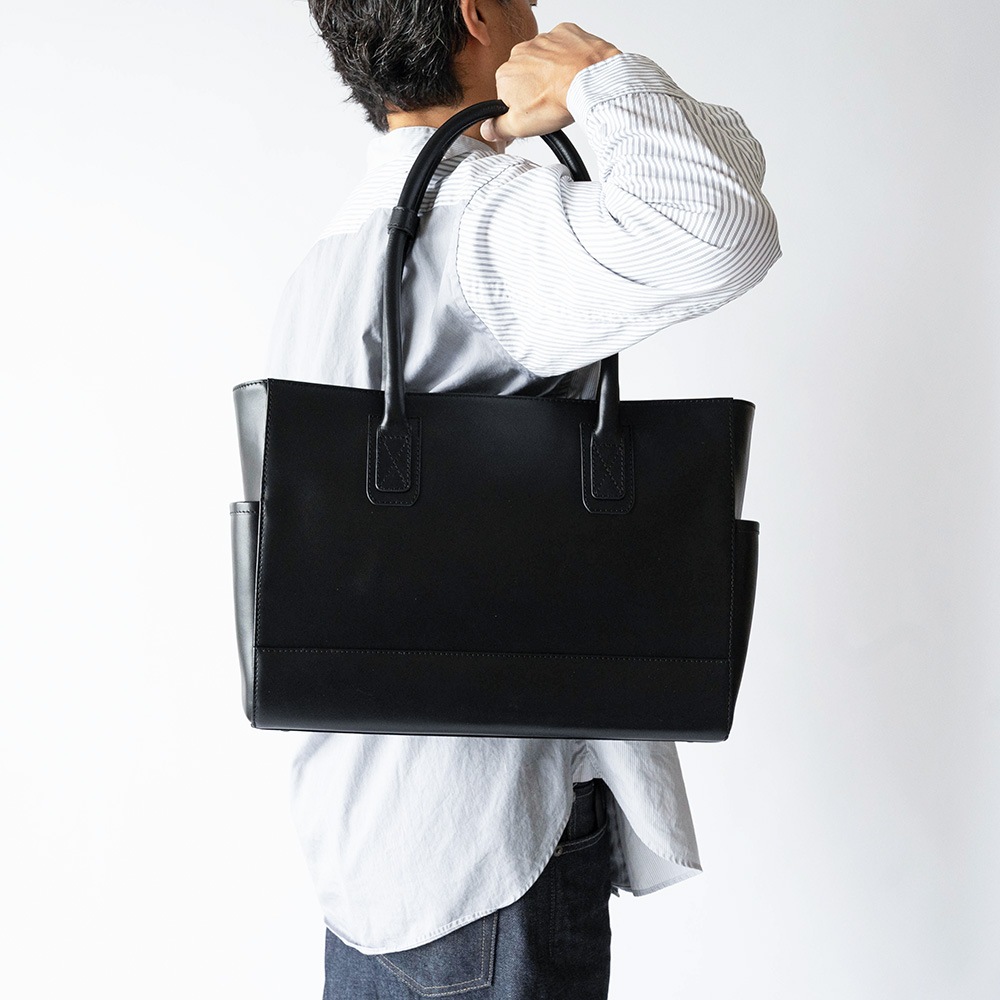 LAWRENCE BLACK トートバッグ