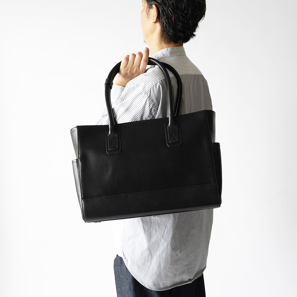 LAWRENCE BLACK トートバッグ