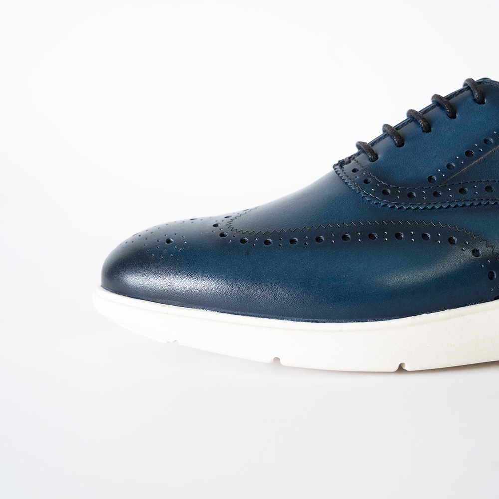 MANCHESTER DARK BLUE ドレススニーカー