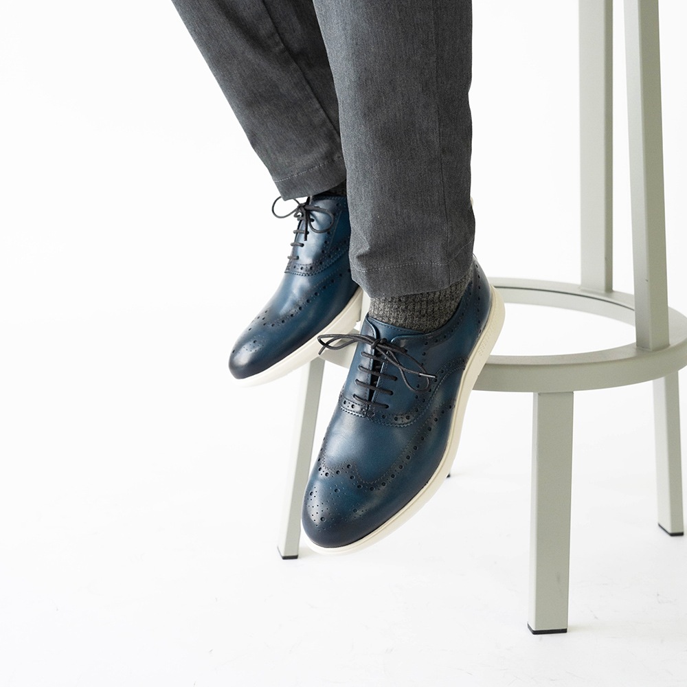 MANCHESTER DARK BLUE ドレススニーカー