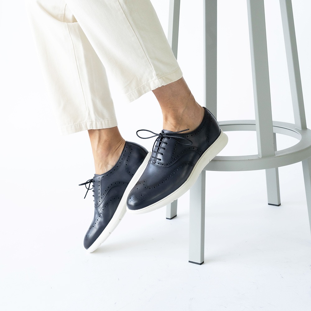 MANCHESTER GRAY ドレススニーカー