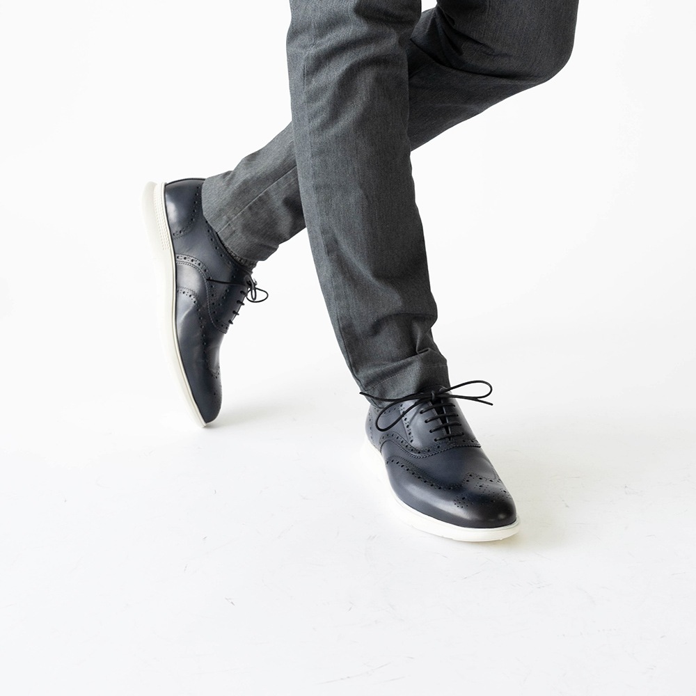 MANCHESTER GRAY ドレススニーカー