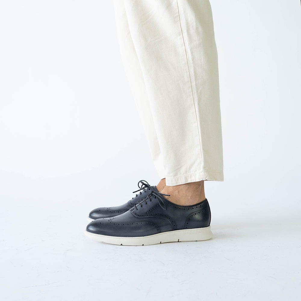 MANCHESTER GRAY ドレススニーカー