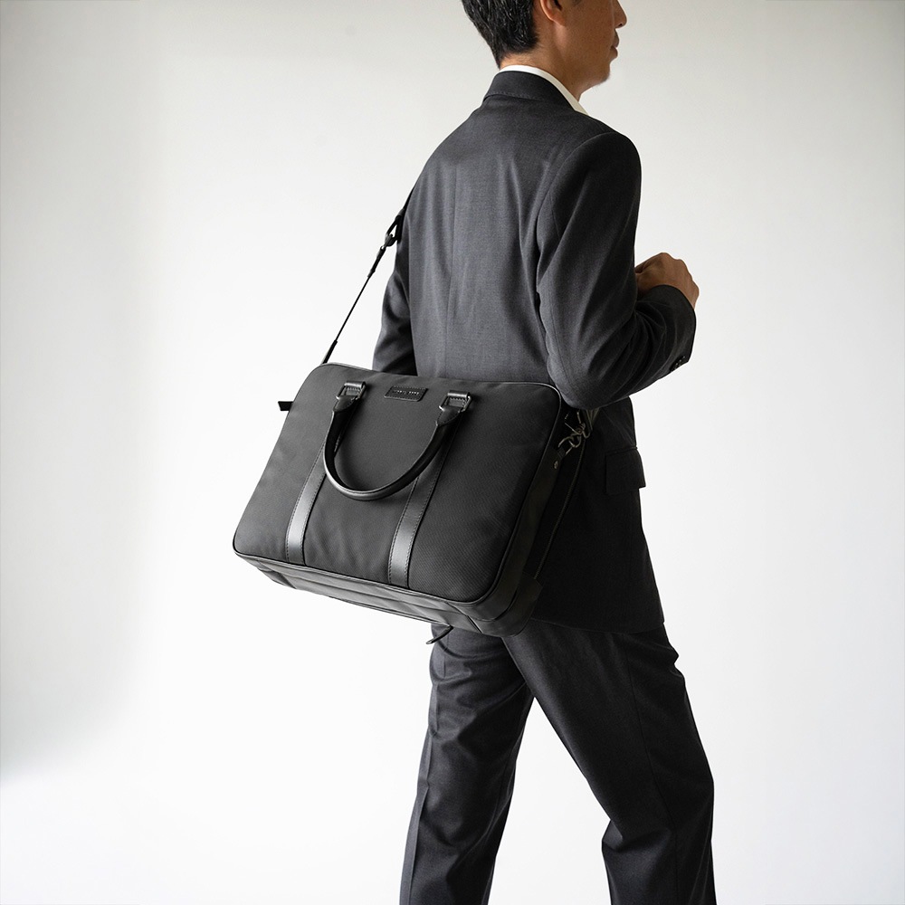 CARDIFF BLACK ブリーフケース