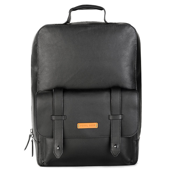 AVERY BLACK バックパック